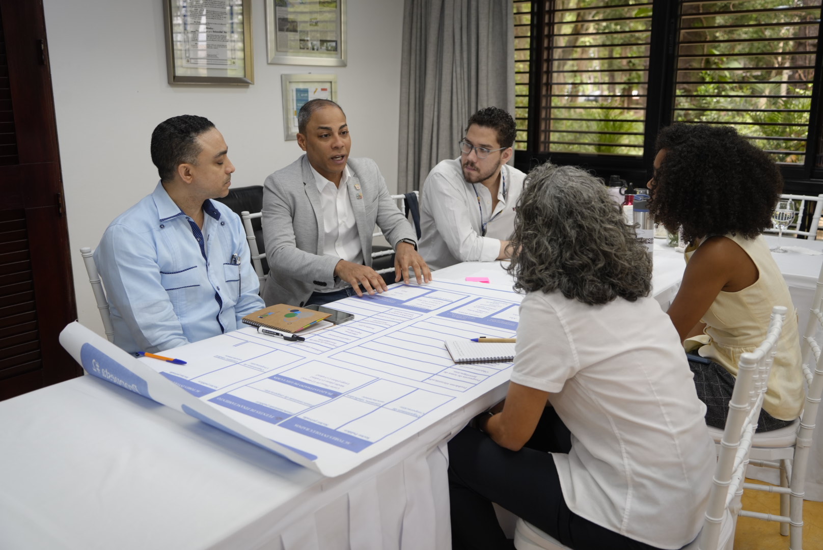 Foro multisectorial aborda desafíos de los residuos sólidos en el río Yaque del Norte - Imagen 4