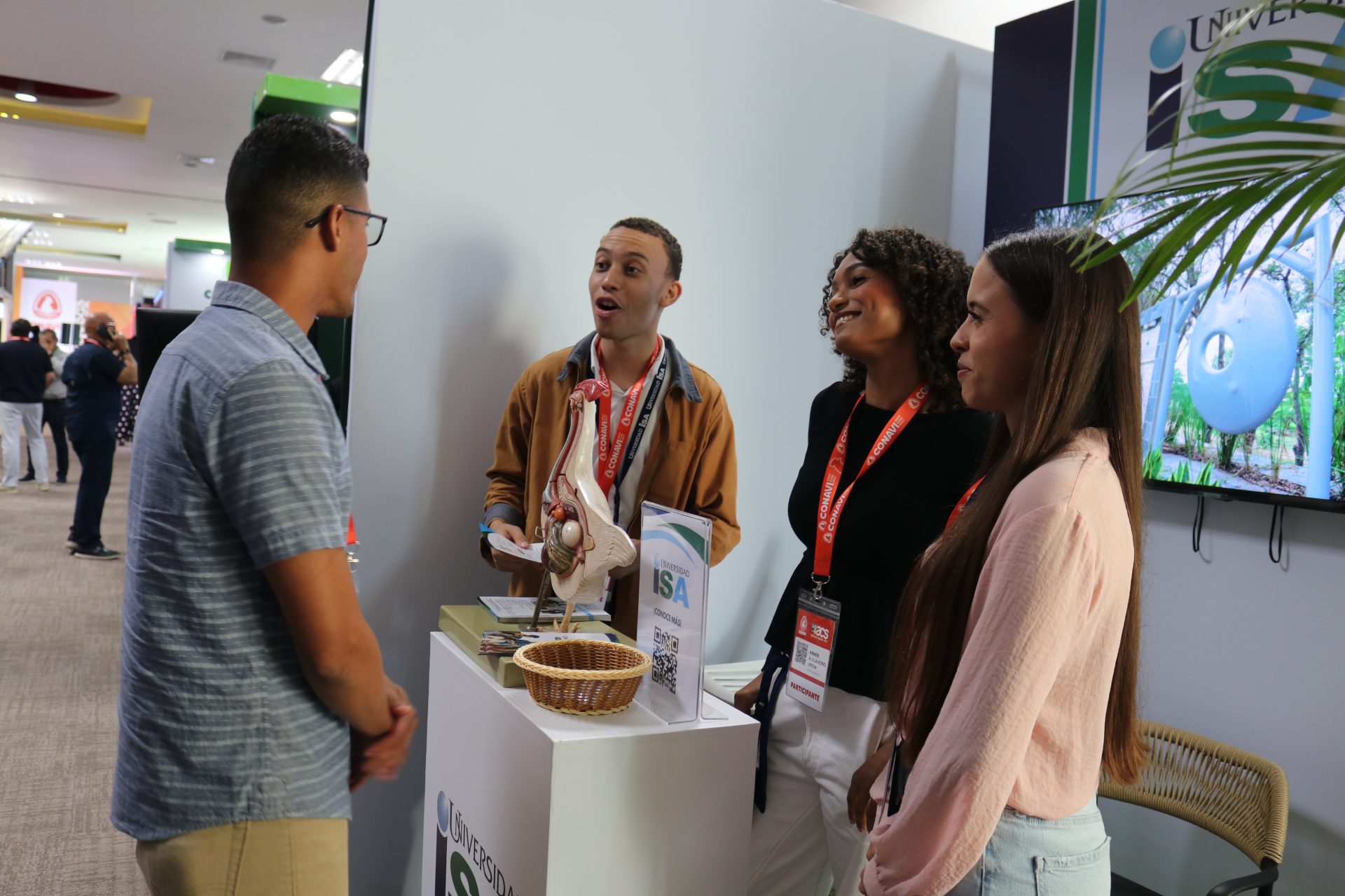 CONAVI 2026 reúne a la academia y al sector avícola para impulsar conocimiento e innovación - Imagen 4