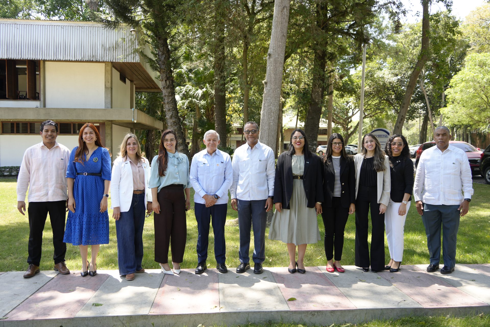Universidad ISA y BANFONDESA comparten perspectivas sobre innovación y sostenibilidad - Imagen 2